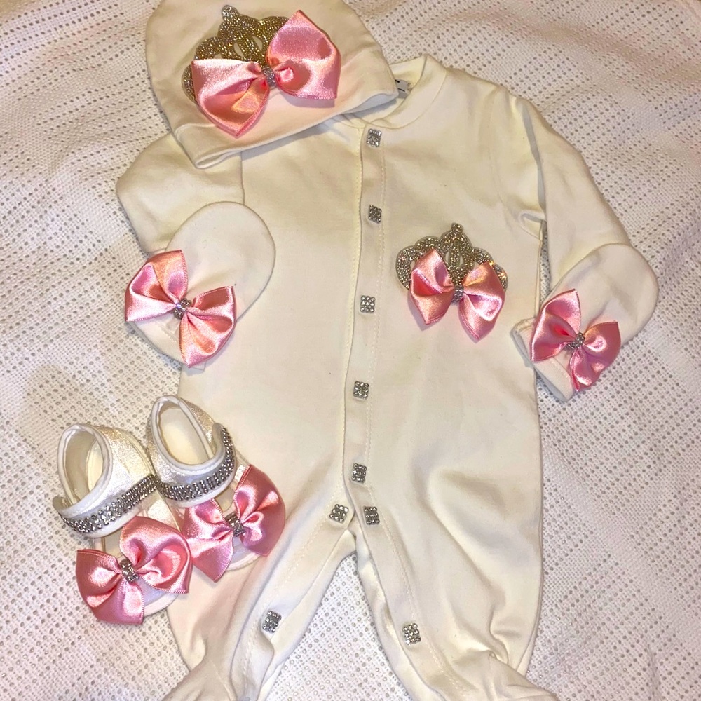 COPY - Itty bitty toes Baby girl Crown Jewel set